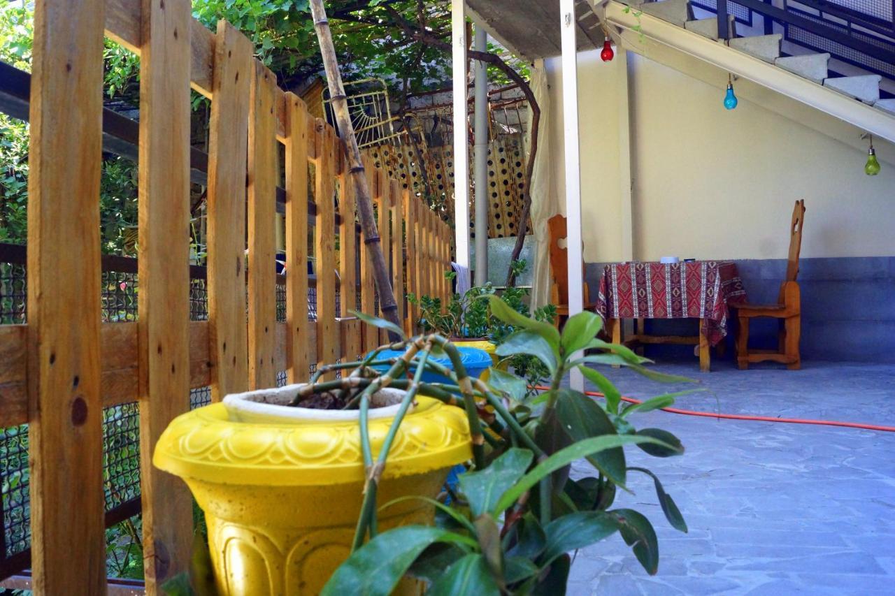 Arteast Hostel Yerevan Exterior photo